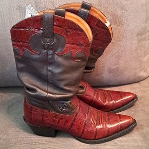 Gorgeous Ariat Brown Boots Size 7.5